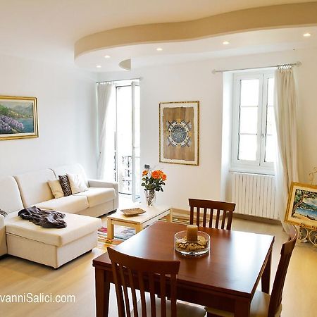 Bella Piazza Apartment คอลีโก ภายนอก รูปภาพ